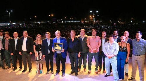 Con anuncios e inauguraciones, Peppo participó de los festejos en La Verde y Los Frentones 1