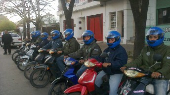 Denuncian que el municipio dejó sin trabajo a más de 40 motomandados