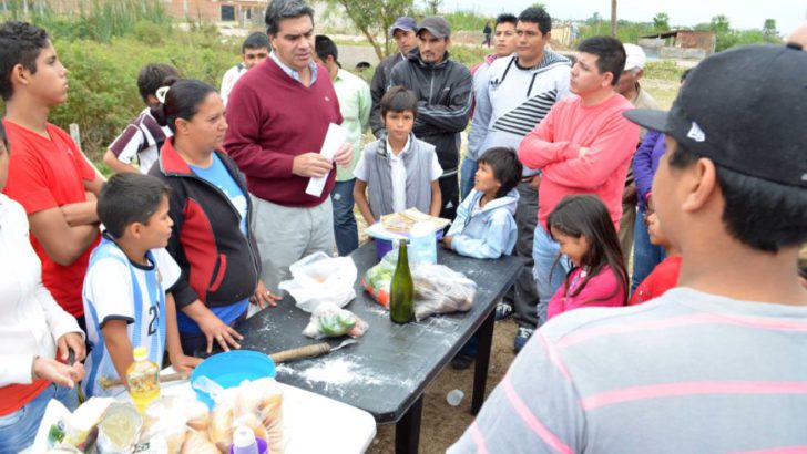 Capitanich dialogó con los vecinos de cara al Plan de Acción Integral de 90 días