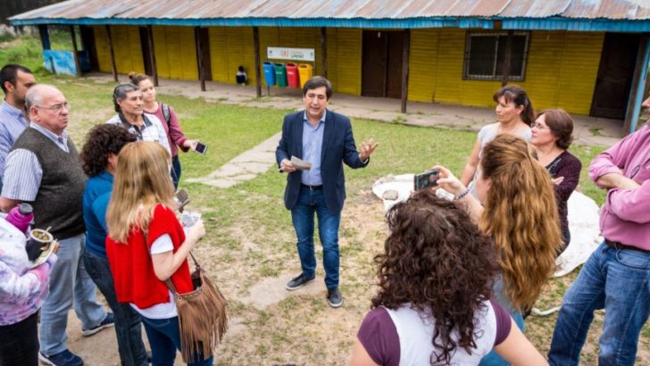 Gustavo Martínez y vecinos recorrieron Villa Elba y diagramaron múltiples trabajos  para mejorar la zona