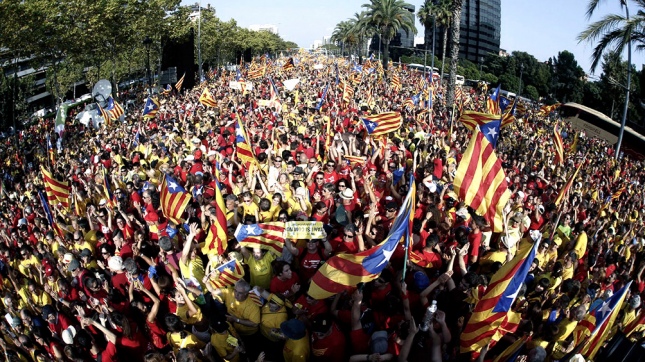 Suspendieron al Parlamento catalán, ante la inminente declaración de independencia