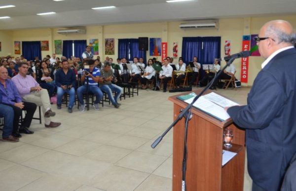 Capitanich acompañó la inauguración del ciclo lectivo y carreras del Instituto Técnico del STM