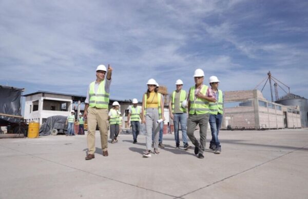 Capitanich, destacó el avance de los trabajos del puerto Las Palmas 3