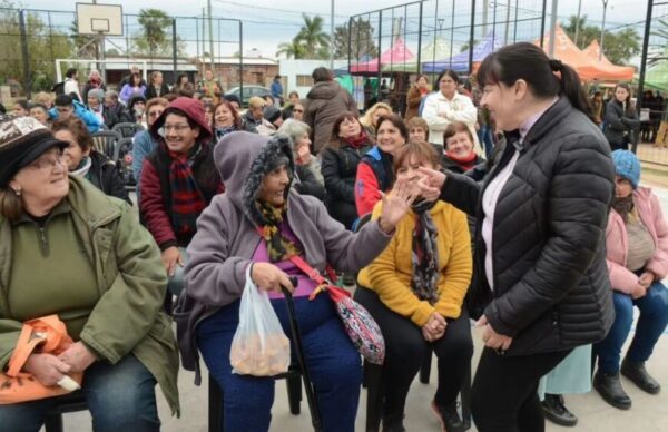 Cuesta remarcó que va a trabajar en el municipio para mejorar la calidad de vida de los adultos mayores 2