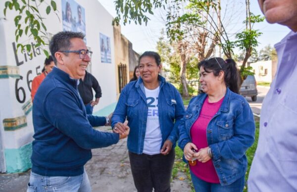 En Berthet, Gustavo ratificó su “voluntad de terminar con los privilegios y quitar a los intermediarios” 1