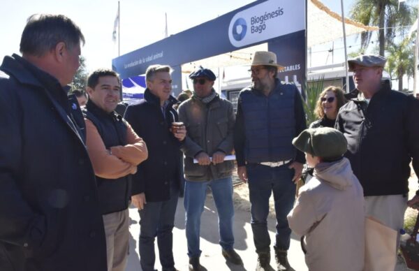 En Corrientes, Zdero acompañó a las cabañas chaqueñas en la Expo Nacional de Razas 1