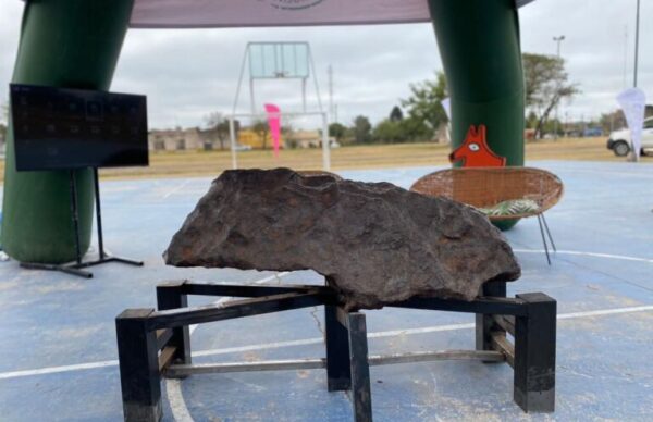 Comienza el recorrido de los meteoritos, en su vuelta a Campo del Cielo