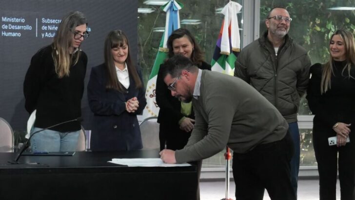 El Municipio participó de la firma del acta fundacional del Consejo Regional de Niñez, Adolescencia y Familia