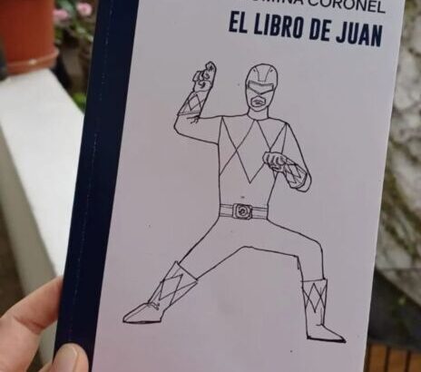 Este sábado, se presenta “El libro de Juan”, el primer poemario de Romina Coronel