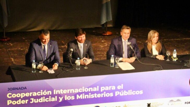 Leandro Zdero encabezó la apertura de la Jornada de Cooperación Internacional