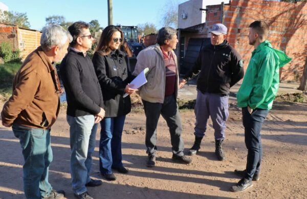 Demolieron construcción ilegal sobre la laguna del Barrio Vargas II 2