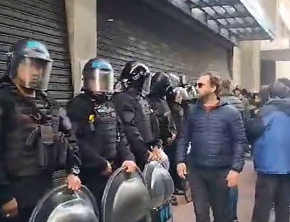 La Policía Federal bloqueó el ingreso a la Universidad de las Madres 1