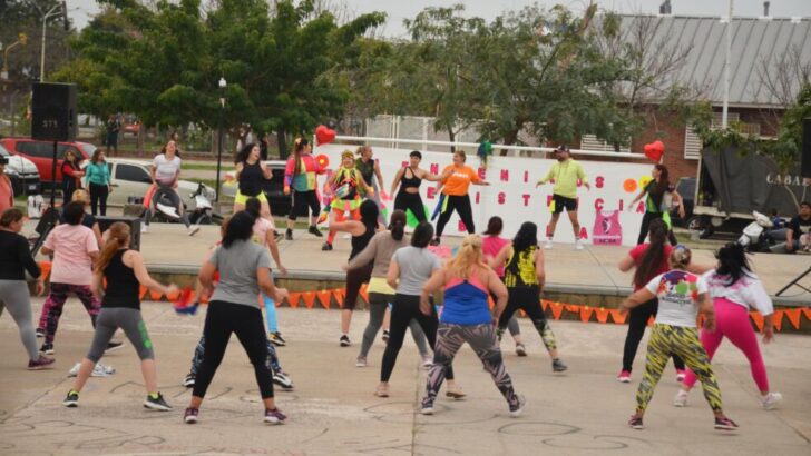 El Municipio inició “Resistencia Baila” en la plazoleta Paseo Sur