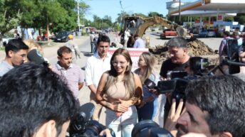 Barranqueras: Magda Ayala presentó el plan de bacheo