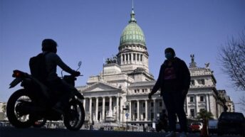 En el Congreso cuestionan el temario de extraordinarias